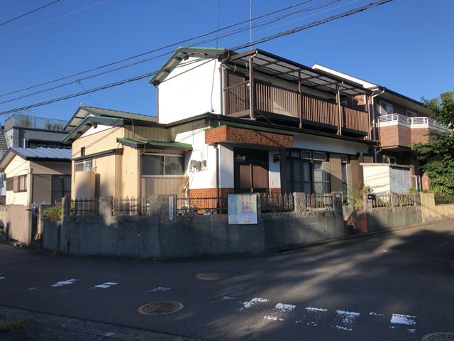 木造２階建て家屋解体工事(神奈川県横浜市戸塚区南舞岡)　工事中の様子です。
